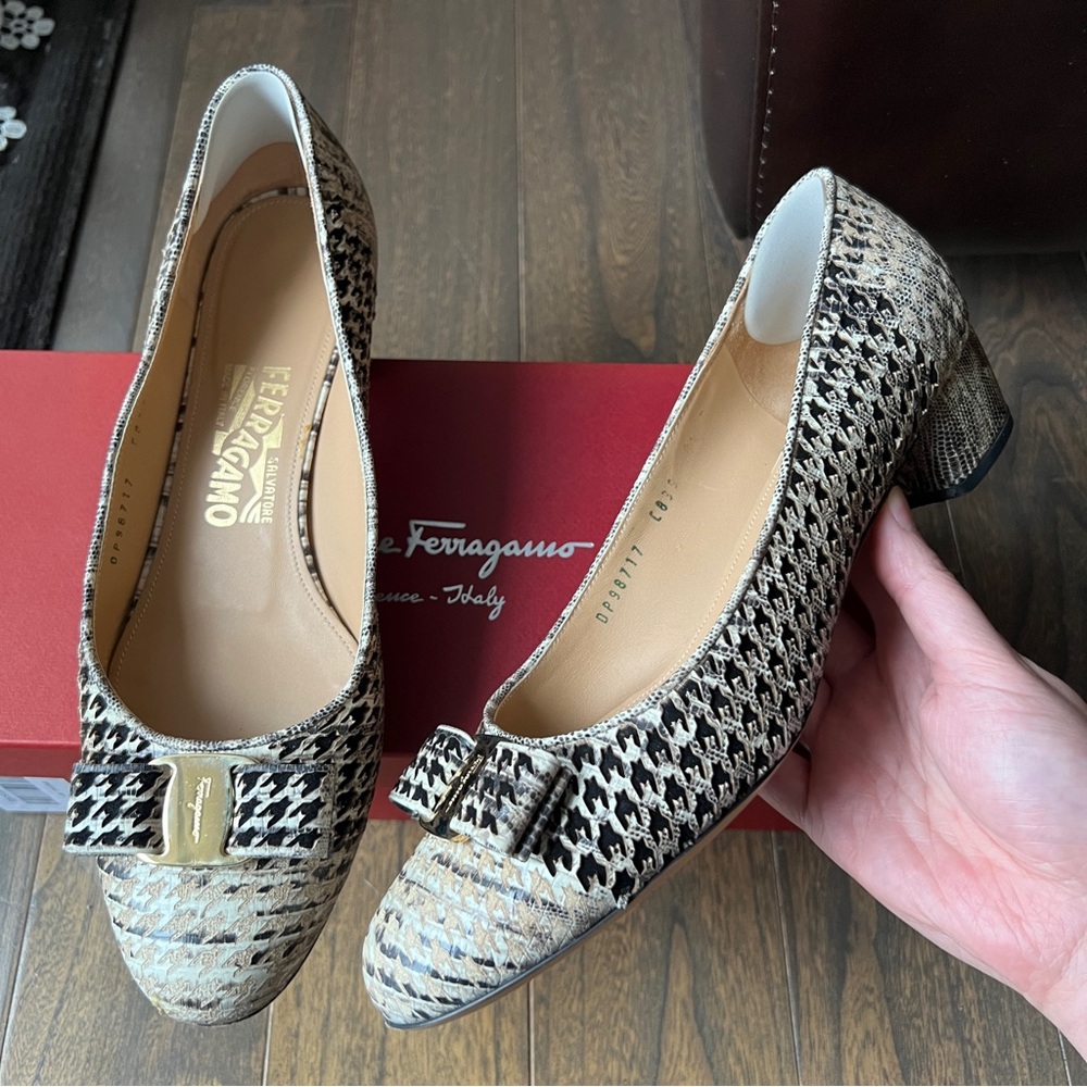 Salvatore Ferragamo Vara Patch 3cm Pumps